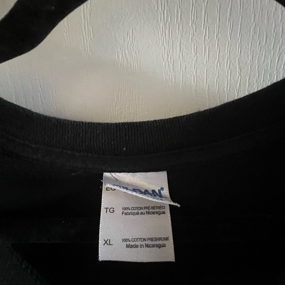 Golden Lion T-Shirt - Picture 3 of 3